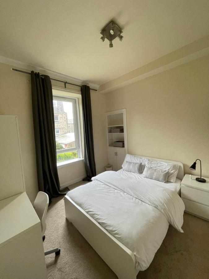 Beautiful 2 Bedroom Apartment- Prime Location, Aberdeen Centre المظهر الخارجي الصورة